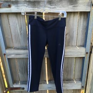 Cropped adidas leggings!!